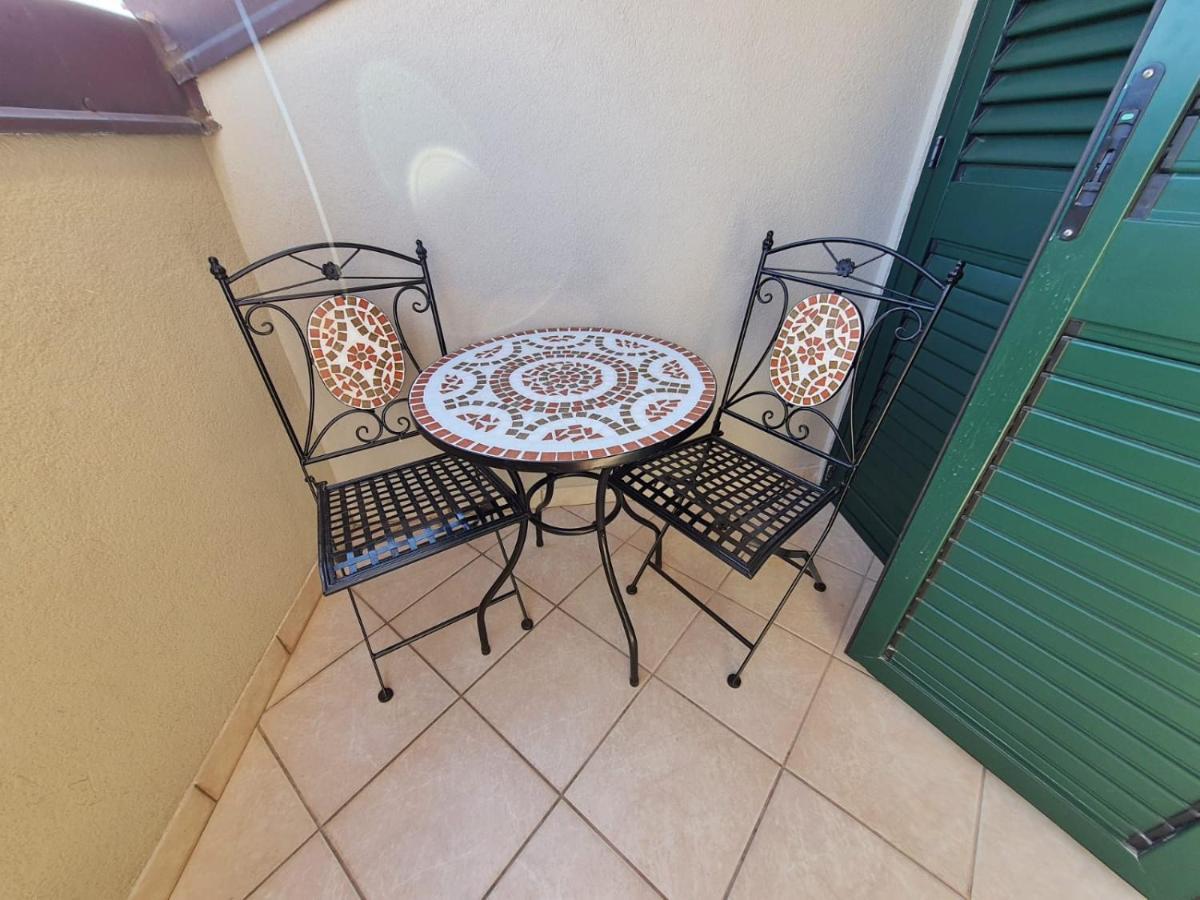 Apartmani Latin Jezera Exteriér fotografie